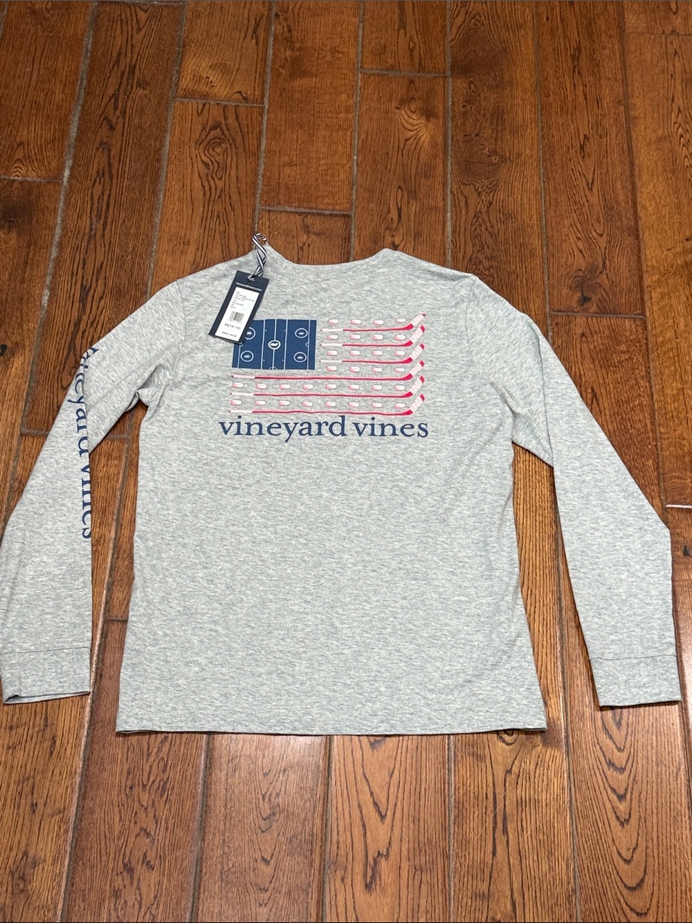 Vineyard Vines Heather Gray Long-Sleeve Hockey stick flag Tshirt Youth M NEW